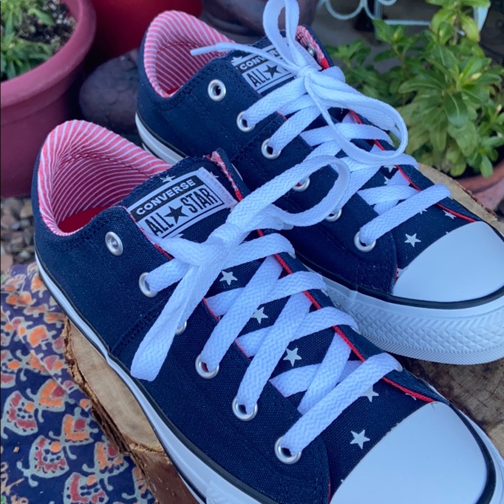 ⭐️ New Stars and Stripes Converse Sneakers Sz 6.5 - Picture 6 of 11